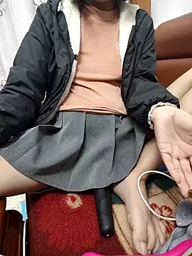 Haralushiaaa – Naživo XXX chat