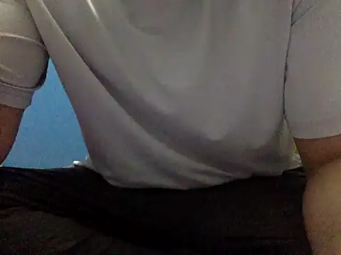 Precumboner élő XXX-chatje