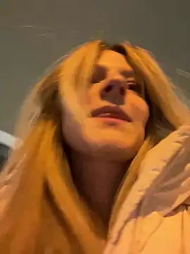 Онлайн чат XXX MaryHiggins