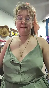 HunnyyLove's Live XXX Chat