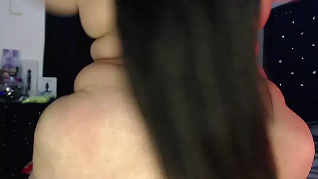 Danna_chubby_'s Live XXX Chat