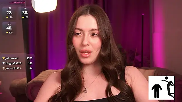 Chat +18 de EmiliyaRoude ao vivo