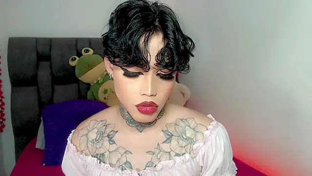 little_star_porn's Webcam Show