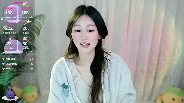 Chat +18 de Aimee-520 ao vivo