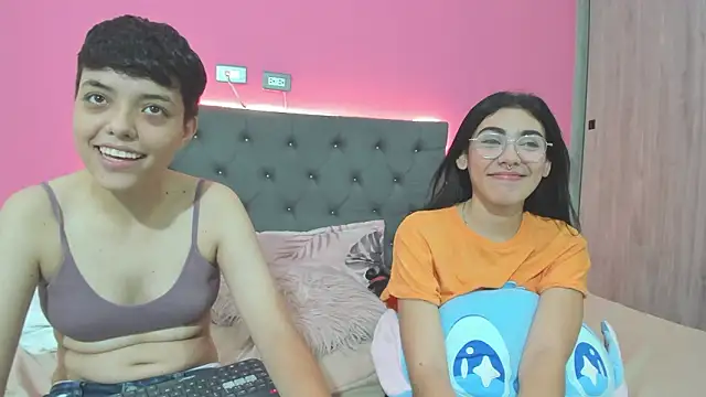 ariloe_quintero's Live XXX Chat