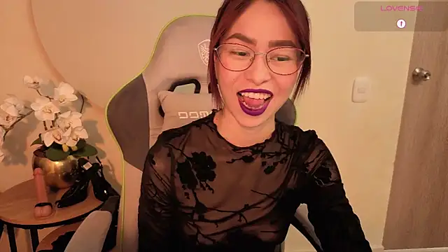 rosse_98_'s Live XXX Chat