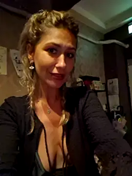 Chat XXX en directo de CelynaRoss