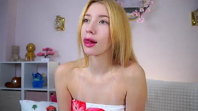 SunnivaCovil Chat XXX in diretta