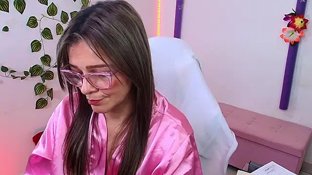 Chat +18 de Carol_Miss2 ao vivo