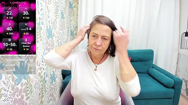 LindaPassionateのライブXXXチャット