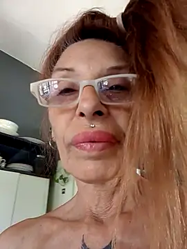 FrozenWaffle Adlı Modelin Canlı XXX Sohbeti