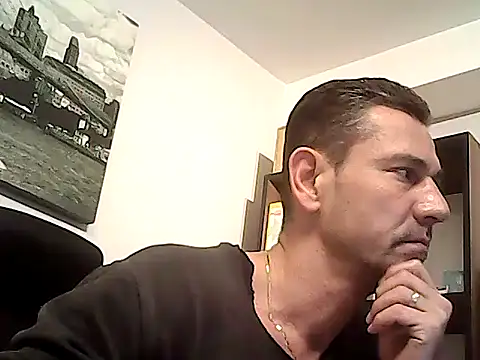 mastercharisma35: απευθείας συνομιλία ΧΧΧ