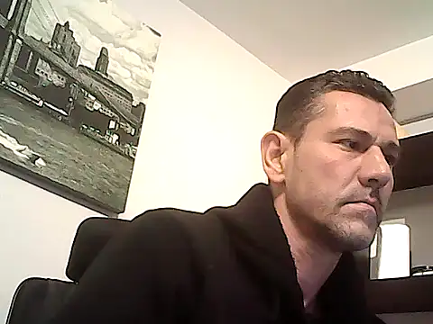 mastercharisma35's Live XXX Chat