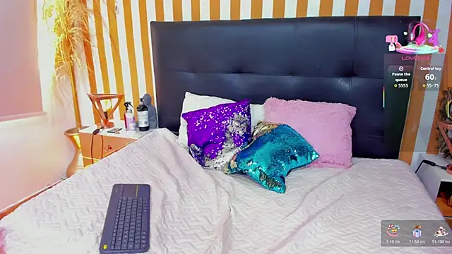 LunaToledo's Live XXX Chat