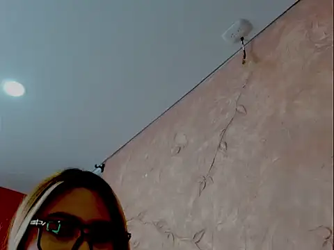 Miabonnett_'s Live XXX Chat