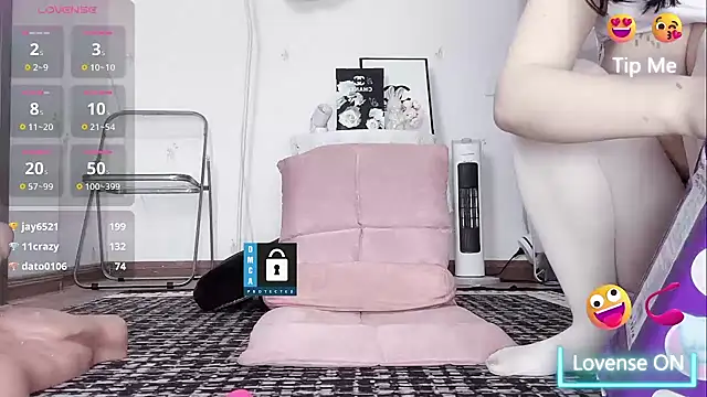 momo-5952 Chat XXX live