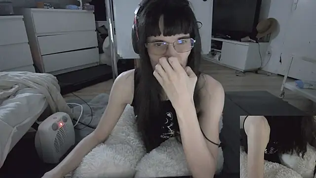 CeriseLapinen Live XXX chat