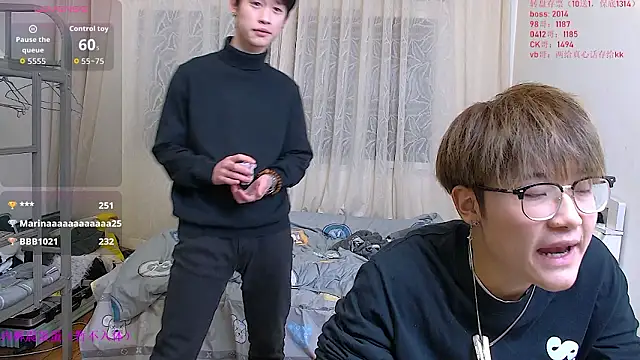 KK-cuteboy's Live XXX Chat