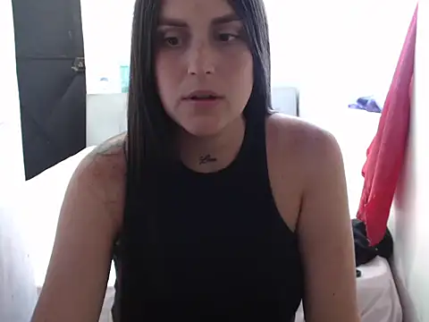 Vicky2613's Live XXX Chat