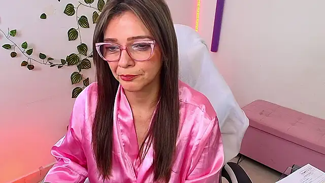 Chat +18 de Carol_Miss2 ao vivo