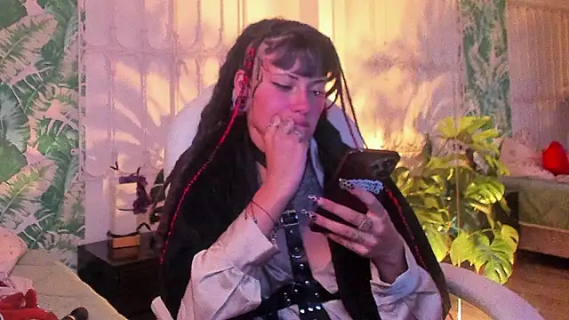 XXX chat uživo modela _sharlotte777