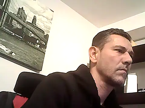 mastercharisma35's Live XXX Chat