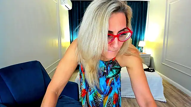 MuseOfStage's Live XXX Chat