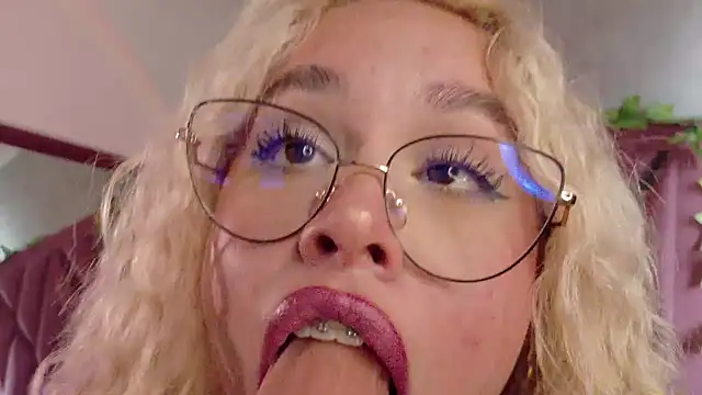 Haelycute Live XXX-chat