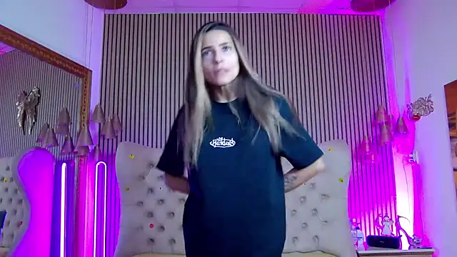 Онлайн чат XXX PlayfulShow