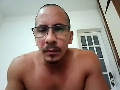 AndresBrazil's Live XXX Chat