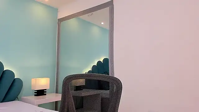 sharlott18 – Live XXX-chat