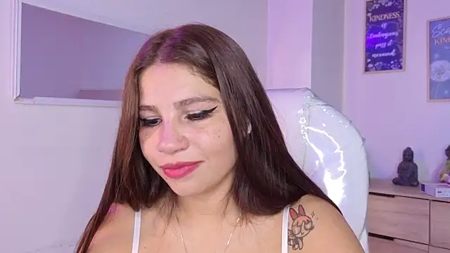 bluee_hazell Chat XXX in diretta