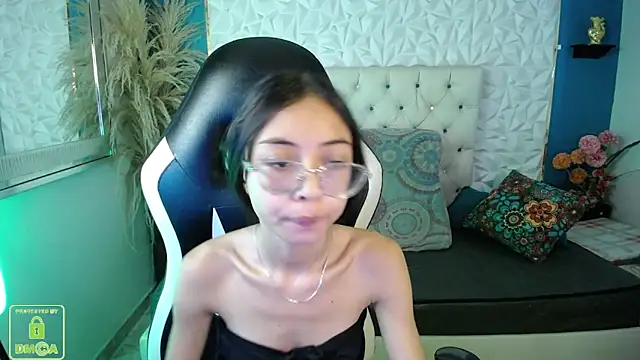 NathaliaSweet_11のライブXXXチャット