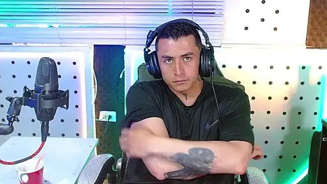 Godofcumxxx Chat XXX in diretta