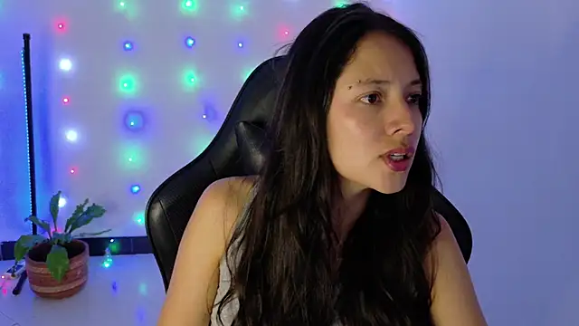 Sarasavage 现场XXX聊天