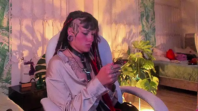 Czat XXX na żywo – _sharlotte777