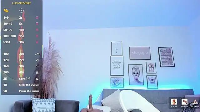 silvia_lane: απευθείας συνομιλία ΧΧΧ