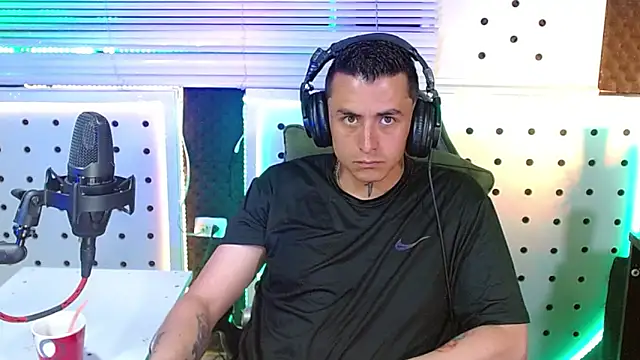 Chatroom XXX en direct de Godofcumxxx