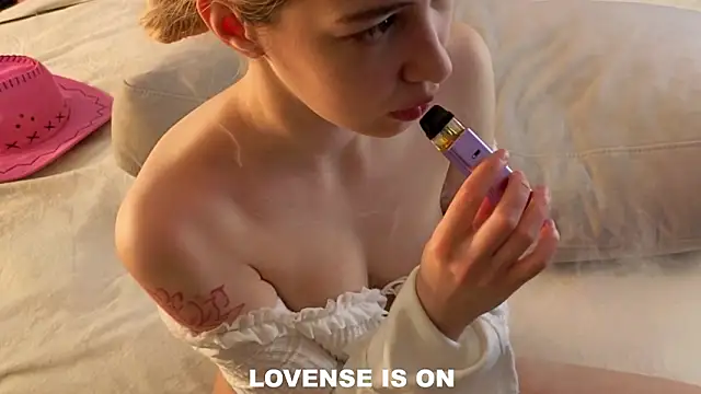 AngelicRice 即時 XXX 聊天