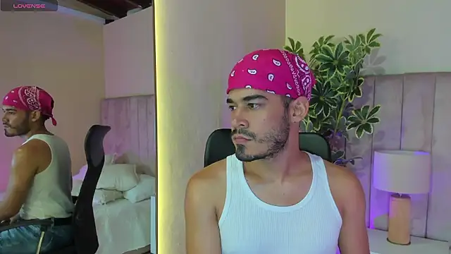 Chatroom XXX en direct de aries_unbound