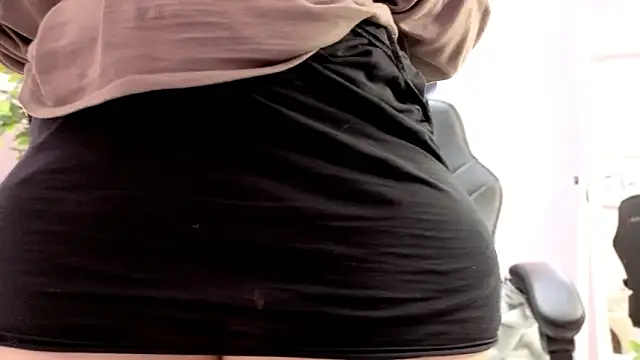 BattyMoll Live XXX-Chat