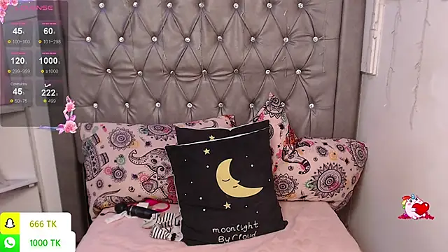 LAILAGUMMY Chat XXX in diretta