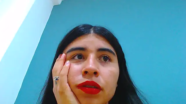 danna-_roouss' Live XXX Chat