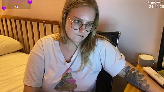 Chat +18 de JacyWinslat ao vivo