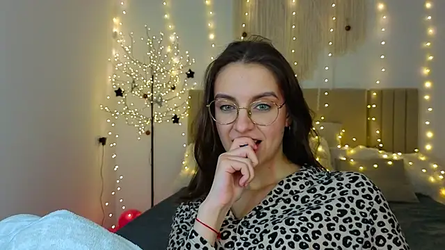 Real_cutie1's Live XXX Chat