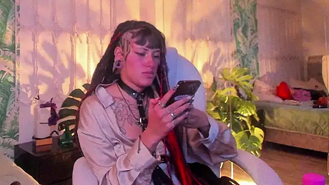 _sharlotte777 Chat XXX in diretta