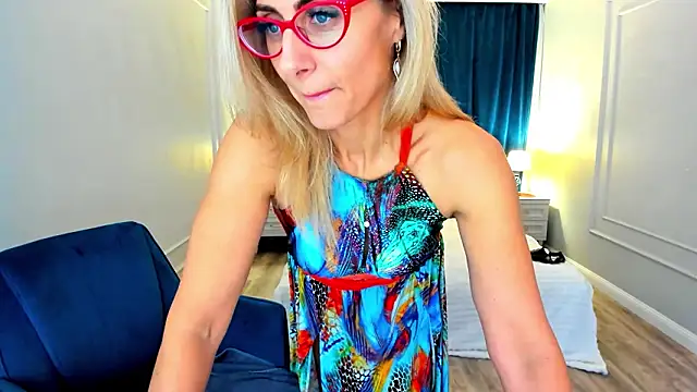 دردشة MuseOfStage الجنسية المباشرة