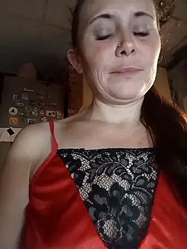 Show modela MerelinMILf na web-kameri