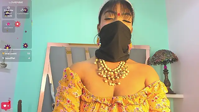 Iniya_Parul: απευθείας συνομιλία ΧΧΧ