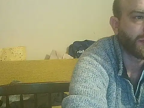 AlexanderArmani's Live XXX Chat